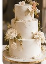 Bolo de três andares com flores